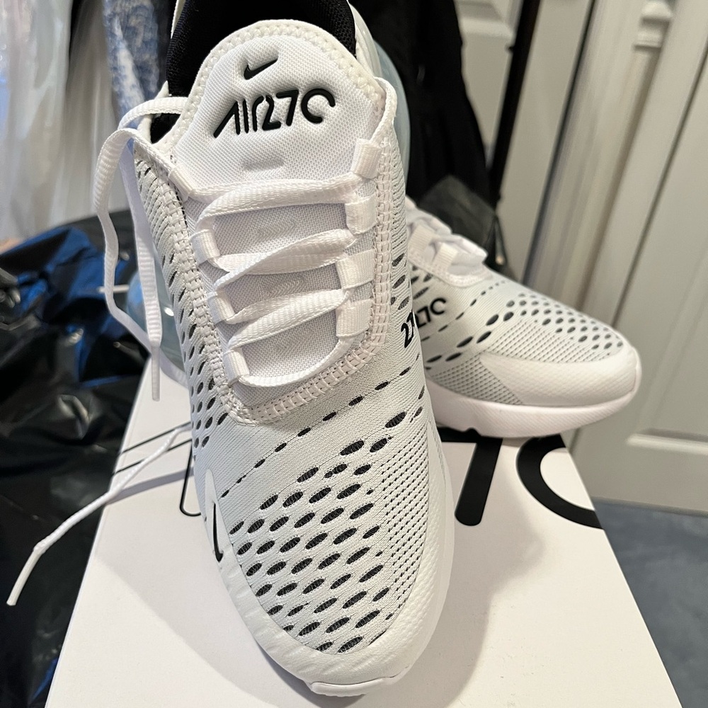 Nike Wonen’s Sneakers - White with Black Accents